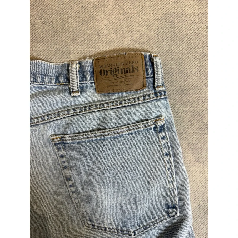 Wrangler Hero Originals Mens Blue Denim Shorts Light Wash Relaxed Fit Size 36
